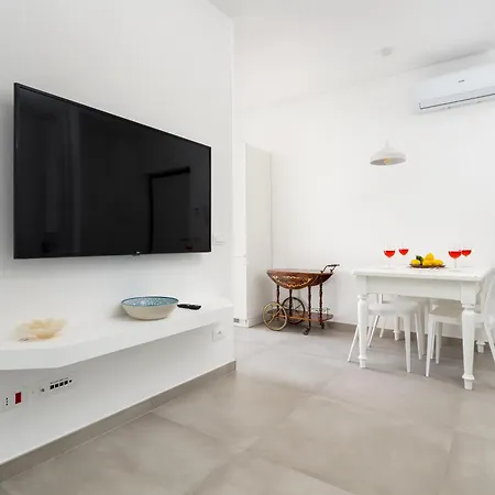 Amal - Elegant In Apartman *